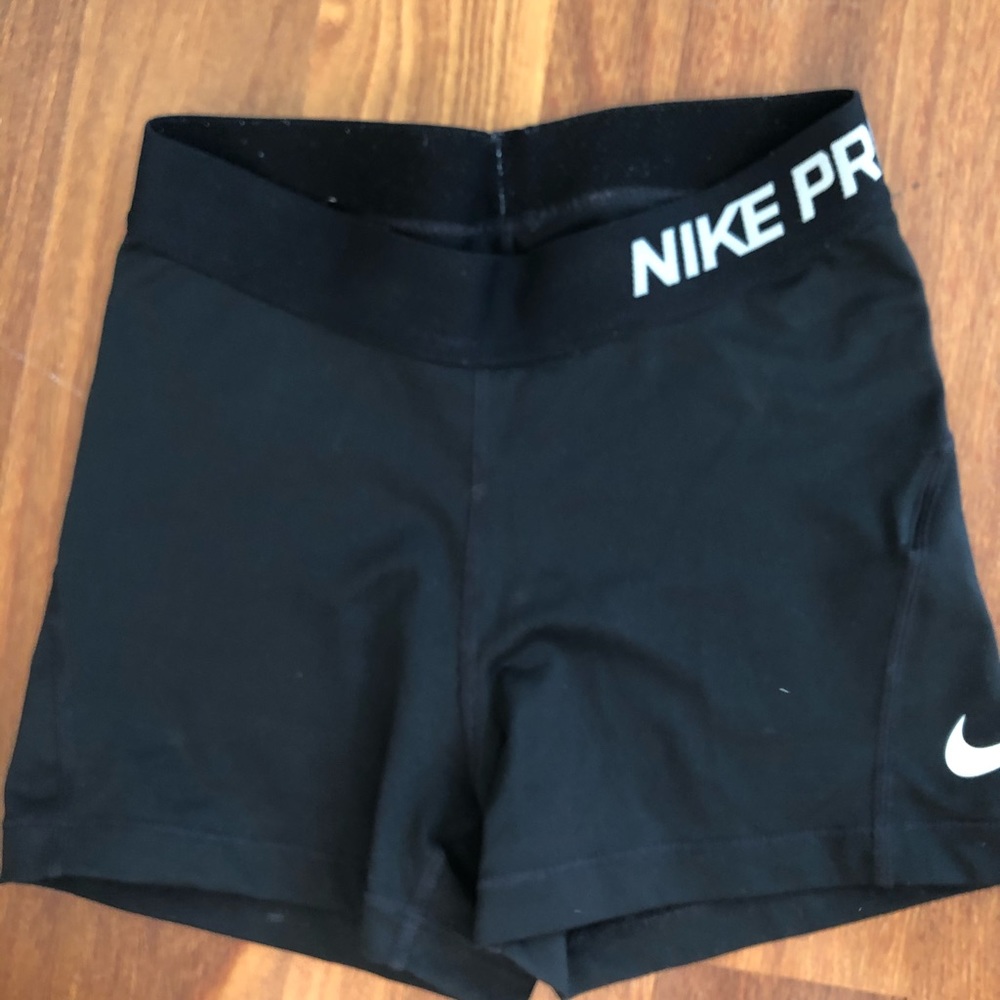 black nike pro shorts size XS